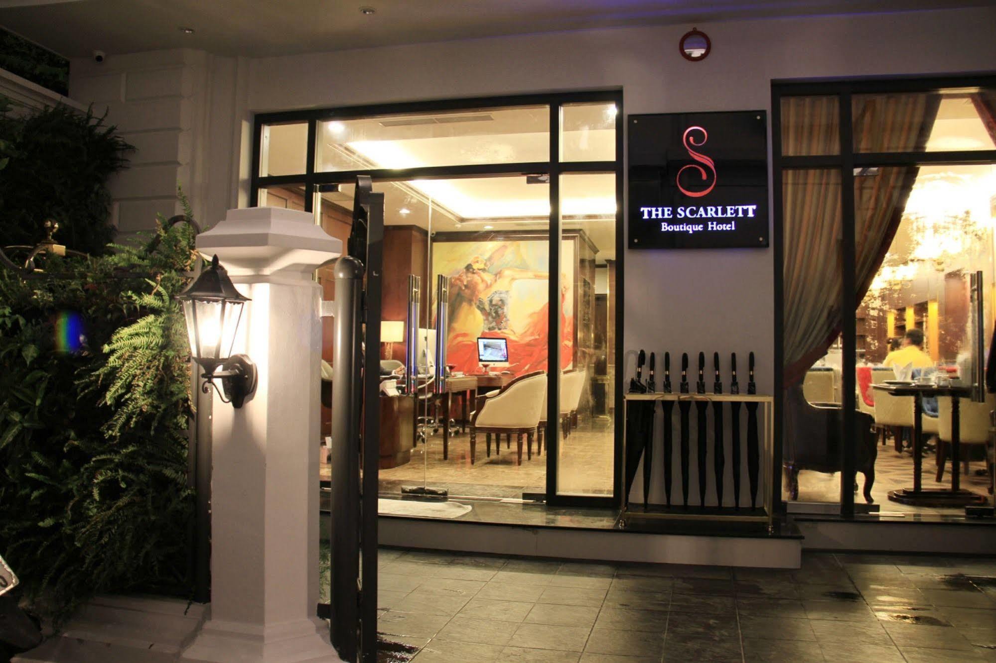 เดอะ สการ์เล็ต บูทิก โฮเต็ล เว้ Hotel ภายนอก รูปภาพ
