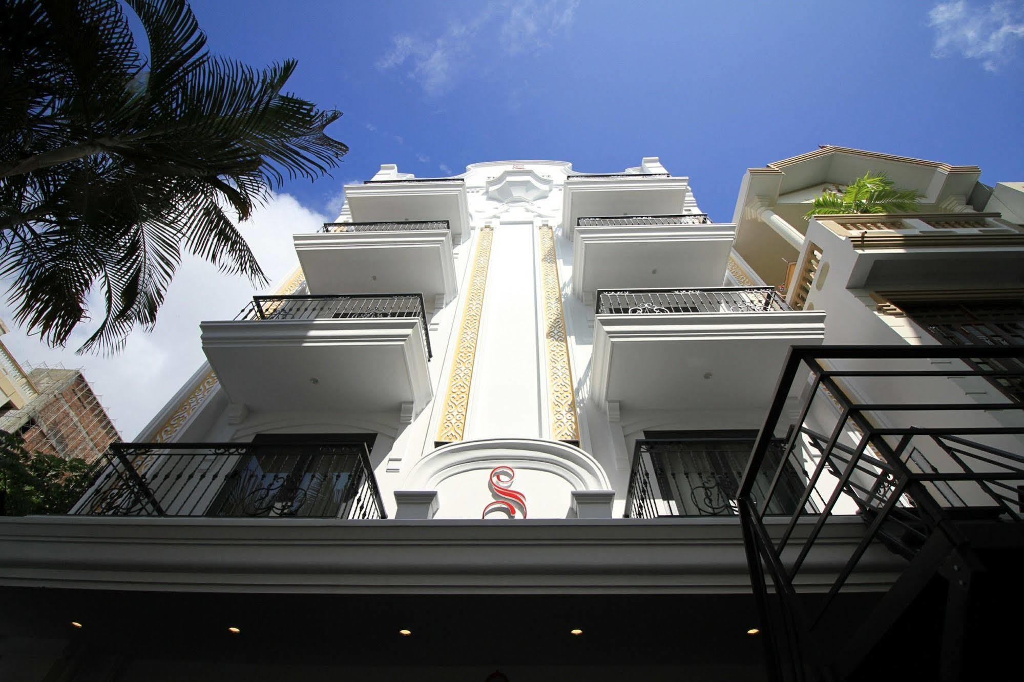 เดอะ สการ์เล็ต บูทิก โฮเต็ล เว้ Hotel ภายนอก รูปภาพ