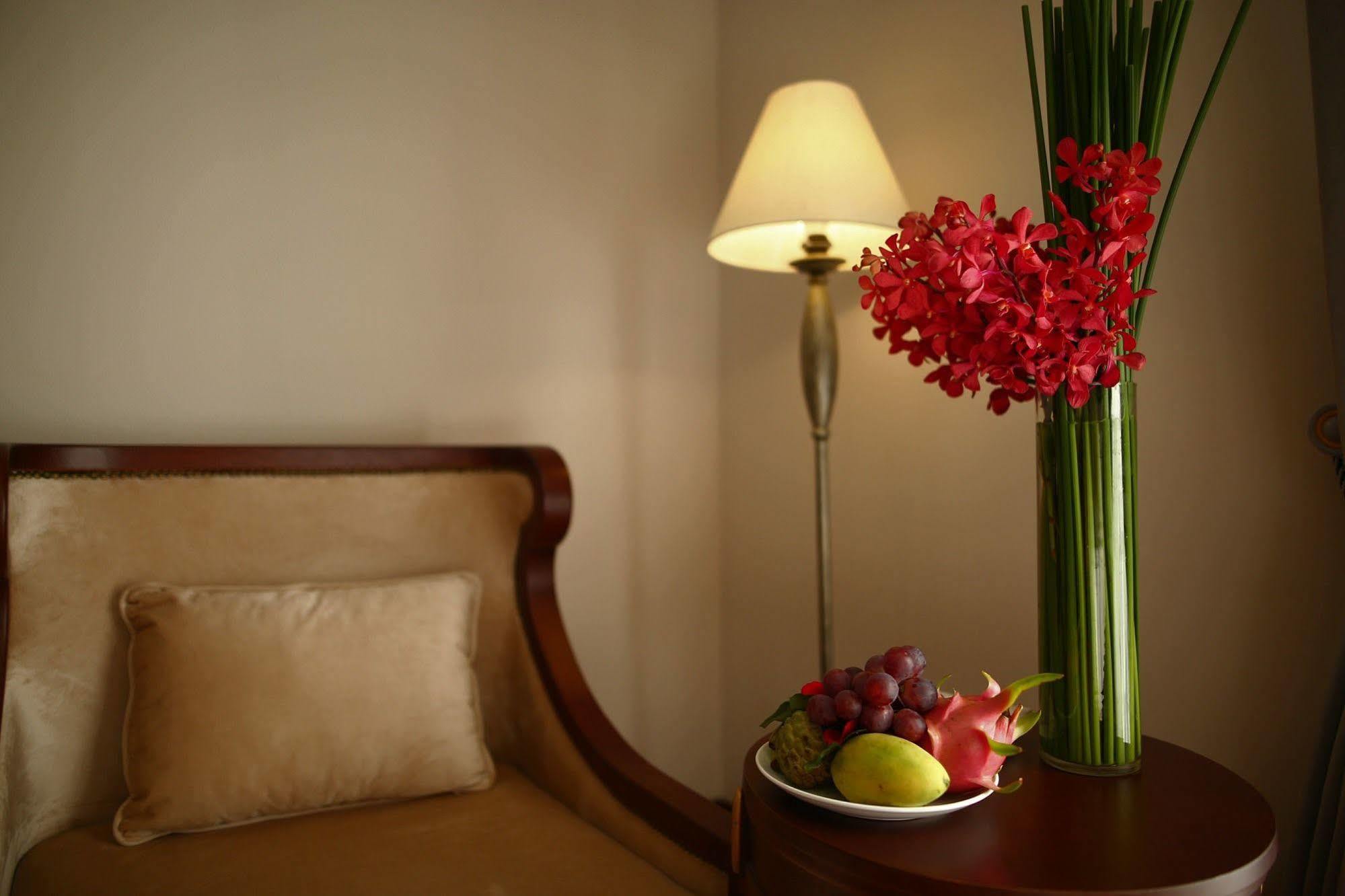 เดอะ สการ์เล็ต บูทิก โฮเต็ล เว้ Hotel ภายนอก รูปภาพ